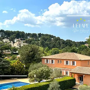*** Hotel Logis & Restaurant L'etape Bel Air - Gardanne Francia